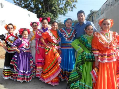 Young Folklorico Dancers Showcase Their Traditional