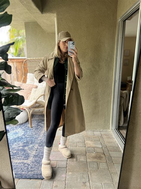 5 Outfits To Wear With Ugg Tazz Slippers