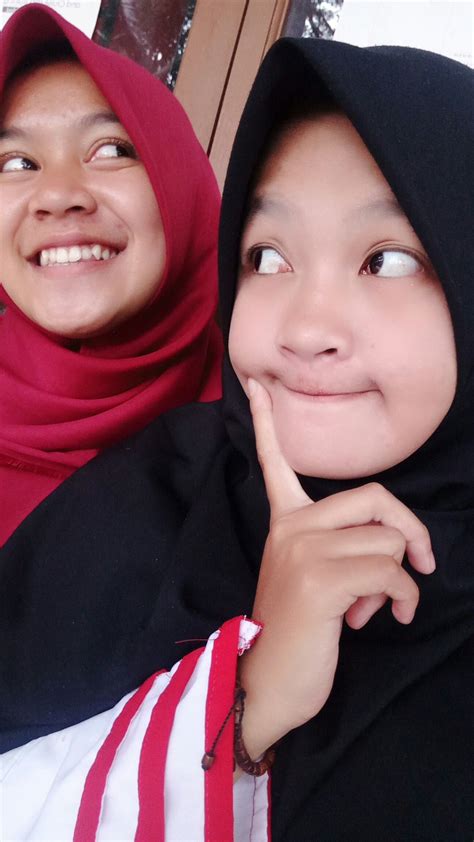 Home» gambar dan foto» kumpulan gambar gadis india super cantik. Cewek paling cantik di arjasari bandung, perempuan paling cantik di bandung, pelajar paling ...