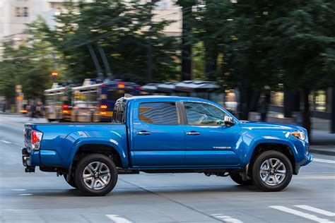 2018 Toyota Tacoma Vs 2018 Toyota Hilux Whats The Difference