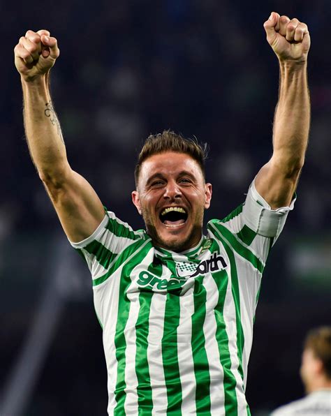 Pin De Sylml En B💚🤍💚 Fotos De Fútbol Betis Jugadores De Fútbol