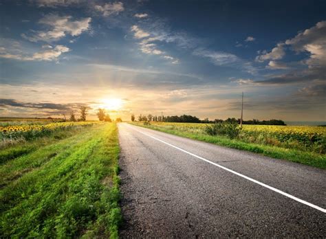10 Country Roads Youll Love Driving On In Your Truck Country Roads