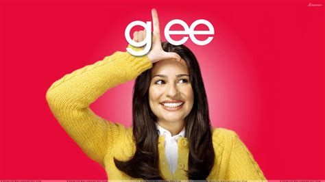 actress lea michele and her character rachel from glee are both pregnant thenationroar