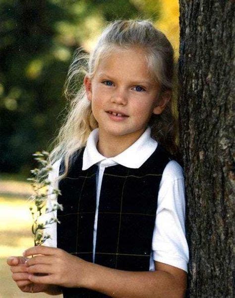 20 Pictures Of Young Taylor Swift Before She Was Famous Young Taylor
