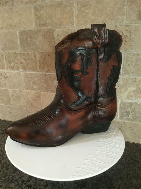 Cowboy Boot Cake | Boots, Cowboy boot cake, Cowboy boots
