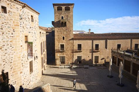 Ciudad Monumental De Cáceres Turismo Cáceres