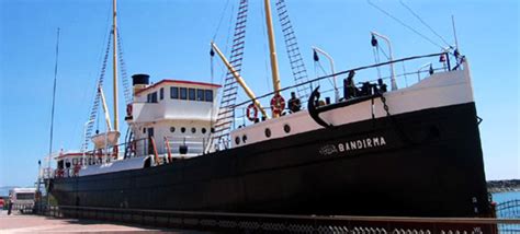 Ordu müfettişi olarak kurmayları ile birlikte i̇stanbul'dan samsun'a getiren gemidir. Bandırma Vapuru