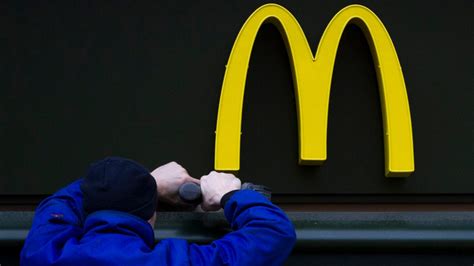 McDonalds Biggest Customers Are Not Lovin It