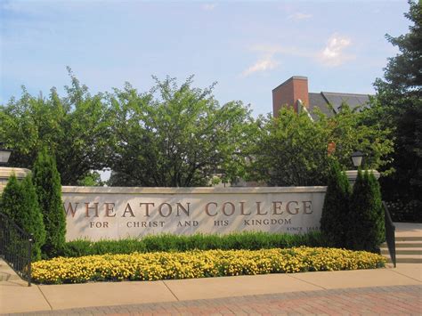 Kkk Skit Shocks Wheaton College Campus Chicago Tribune