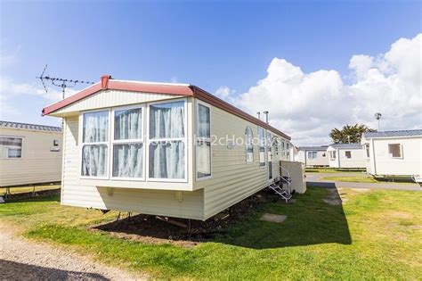 8 Berth Caravan With A Part Sea View At Kessingland Holiday Park Ref 90047sv Updated 2021