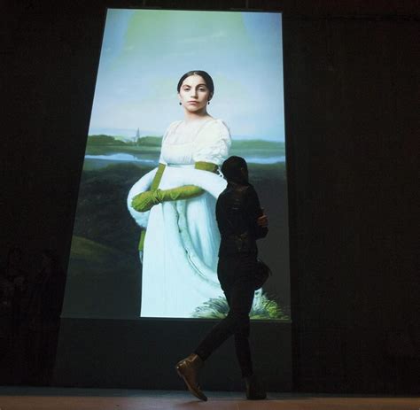 Robert Wilsons Kunst Lady Gaga Hängt Jetzt Im Louvre Welt