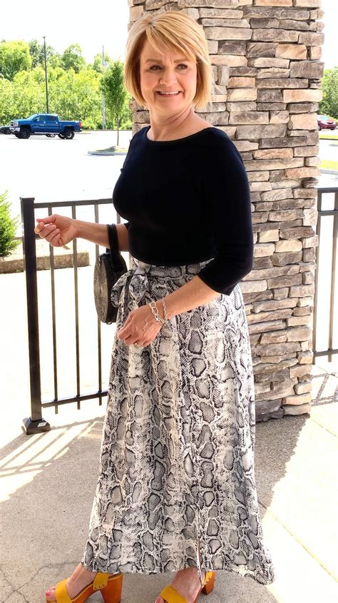 Snakeskin Print Skirt Outfits For Church Fashion For Women Over 50