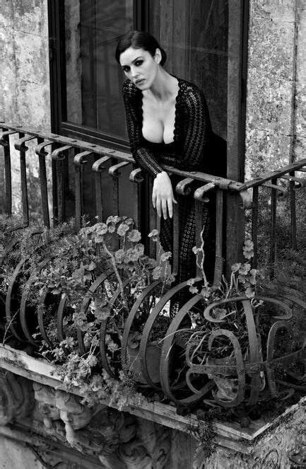 Monica Bellucci Monica Bellucci Italian Actress Italian Beauty