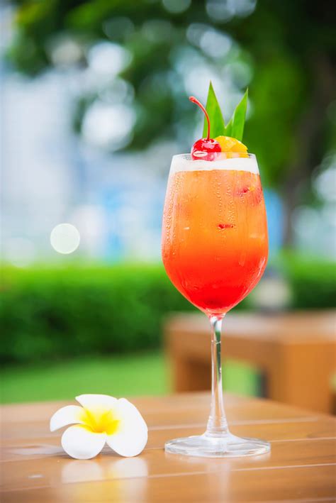 Secure protection from viruses and spam, mail sorting, highlighting of email from real people, free 10 gb of cloud storage on yandex.disk, beautiful themes. Cocktail recipe name mai tai or mai thai worldwide ...