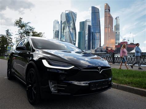 Luxury Electric Suvs Compared Tesla Model X Tesla Model Y Cadillac