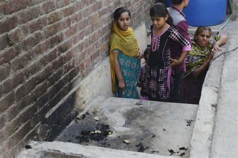 Pakistani Teen Burnt Alive By Her Mother For Choosing Own Husband