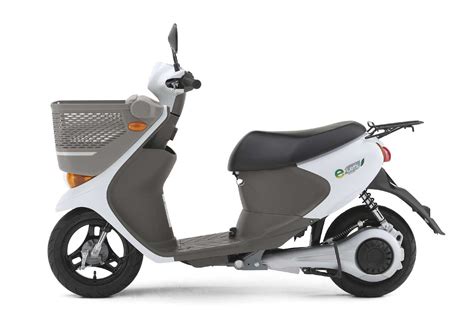 First Suzuki Electric Scooter To Launch In India In 2020 Report