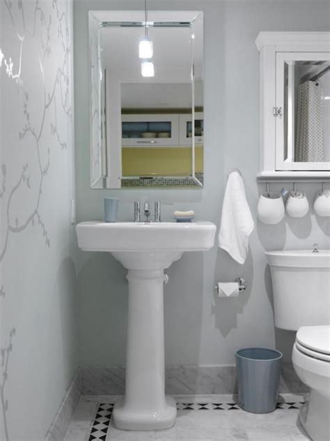 Everything in this small bathroom by design duo nicky kehoe serves a purpose while also adding some decorative style. Small Bathroom Layout | Classic Small Basement Bathroom ...