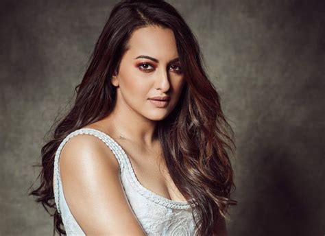 Sonakshi Sinha On Being Trolled For Not Knowing A Question Related To Ramayan “its
