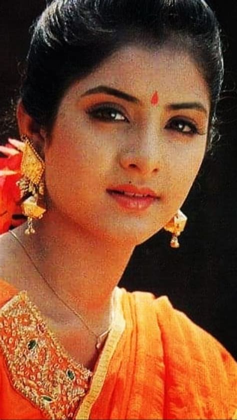 9 Rare Photos Of Famous Actress Divya Bharti On Her 49th Birth Anniversary