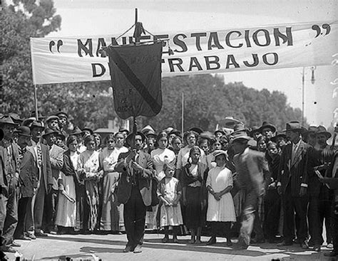 Historia, los mejores tweets en méxico y hechos. Historia: la primera marcha por el Día de Internacional de ...