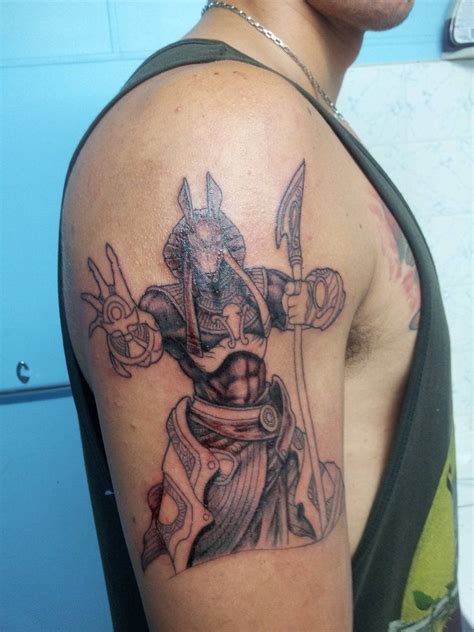 Egyptian tattoos and ancient egyptian gods are very creative and perfect for men who love powerful and inspirational tattoos! Pin de Nandika Abeyrathna en Tattoos | Tatuaje egipcio ...