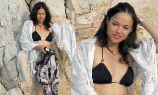 Michelle Rodriguez Shows Off Her Toned Tummy In A Chic Black Bikini Top Shame About The Loud