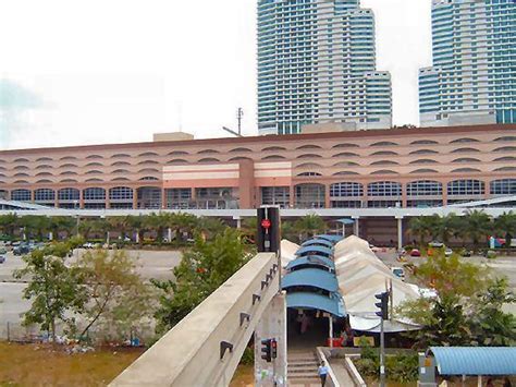 The largest of its kind in southeast asia, covering an area of 9.3 acres. Stesen Sentral Kuala Lumpur - Kuala Lumpur (English)