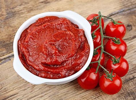 Mix together 1 part tomato paste and 1 part water until well blended. Tomato - Paste or Puree - Shan Kitchen