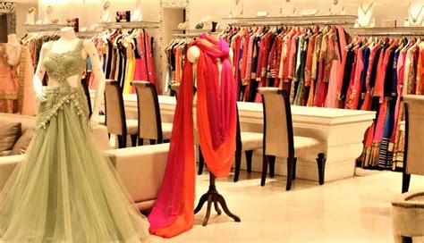 7 Amazing Places For Your Wedding Shopping In Delhi