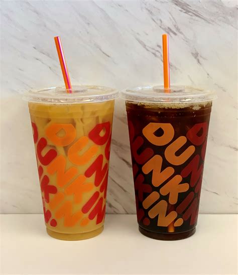 According to studies conducted by dunkin' donuts, the american global coffeehouse, taking iced coffee is quickly growing into a trend. Dunkin Donuts Caramel Swirl Iced Coffee Recipe | Besto Blog