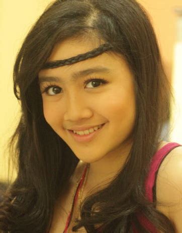 Quipperian, pasti kamu udah enggak asing lagi sama bintang muda cantik bernama febby rastanty, kan? Biodata Dan Profil Febby Rastanty Blink Lengkap ...