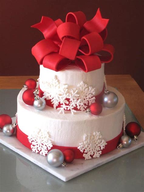 I just love the simplicity of this cake. Christmas Wedding Cake - CakeCentral.com
