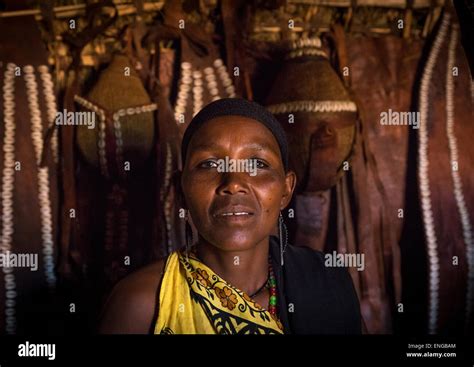 Borana Tribe Woman Inside A Hut Marsabit District Marsabit Kenya