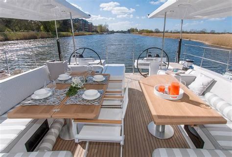 Fourteen Of The Most Luxurious Yacht Decks Artofit