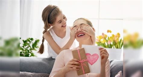 Although the end of this year might look different than expected, the festivities must go on! Best Virtual Mother's Day Celebration Ideas - Misskyra.com