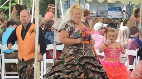 Redneck Themed Wedding Photos