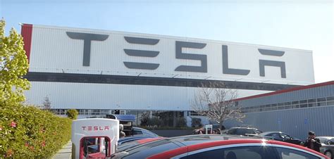 New Footage Of The Tesla Model X Assembly Line In Fremont Factory