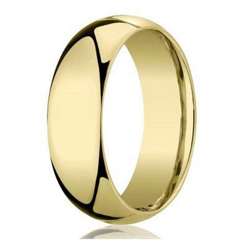 Yellow gold wedding rings & bands. Men's 18K traditional gold wedding band, polished | 7mm width