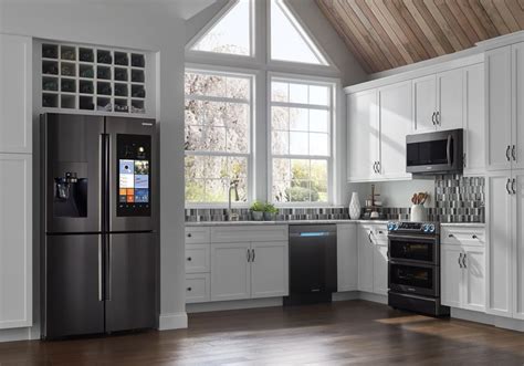 Large kitchen appliance brands include those from major manufacturers of home appliances, including ge, sharp, samsung and more. The 5 Best Affordable Luxury Appliance Brands (Reviews ...