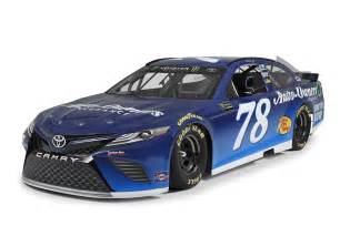 Hamlin, who started the race last weekend at bristol, then turned the car over to nascar novice erik return by winning the pole for the xfinity race and then qualifying second for saturday night's sprint cup. Truex Jr. will drive the blue No. 78 Auto-Owners Insurance ...