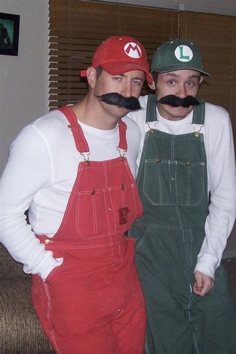 75 Funny Couples Halloween Costume Ideas That Ll Win All The Contests Clever Halloween