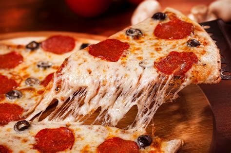 Hot Pizza Food Delivery Blog