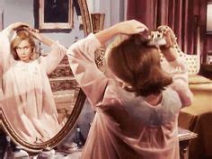 Samantha Gifs Wallpaper In The Bewitched Club Elizabeth Montgomery
