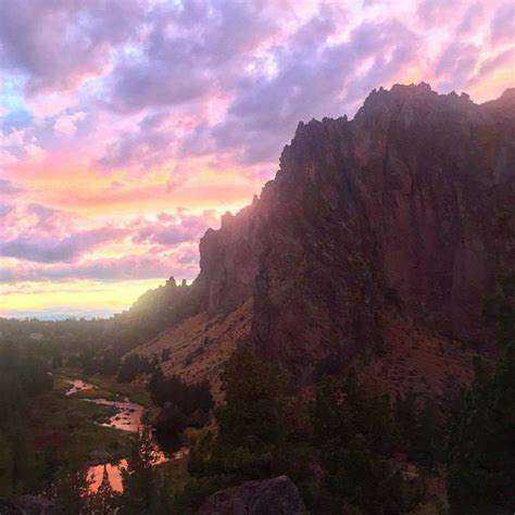 Sunset At Smith Rock State Park By Merwan Shafa Smith Rock State Park