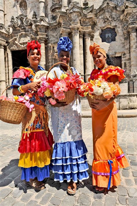 25693448 Havana Cuba May 6 2009 Three Cuban Women In Traditional