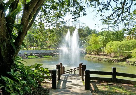 The perdana botanical garden (malay: Perdana Botanical Gardens (Lake Gardens) : Kuala Lumpur ...