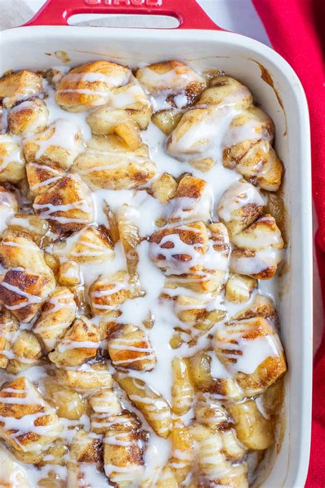Cinnamon Roll Apple Cobbler Shes Not Cookin