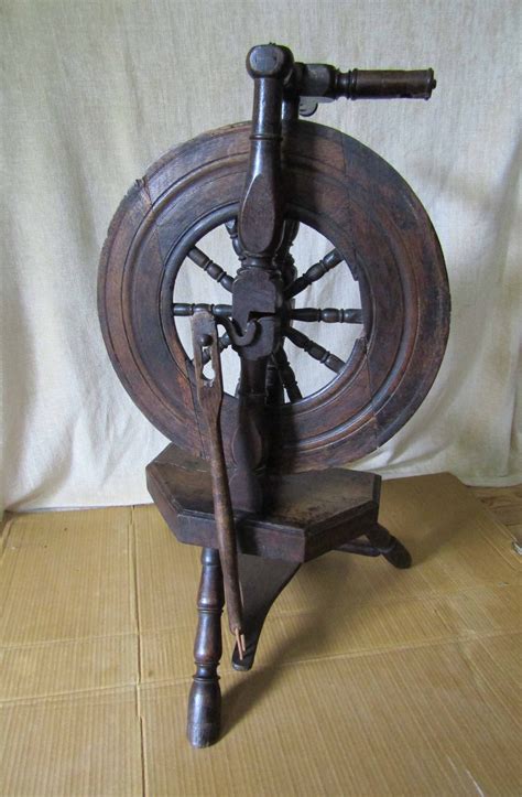 Upright Spinning Wheel Instappraisal