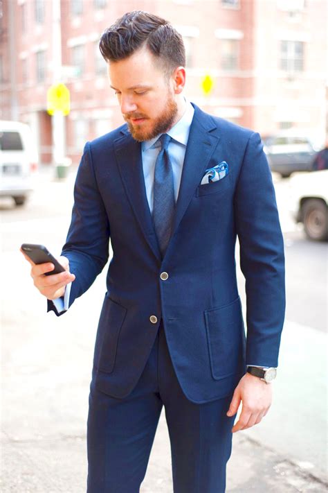 How To Wear A Men S Blue Dress Shirt Suits Expert